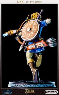 The Legend of Zelda Breath of the Wild Link PVC Statue - First4Figures