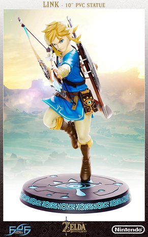 The Legend of Zelda Breath of the Wild Link PVC Statue - First4Figures